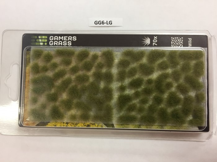 Gamers Grass Light Green Tufts