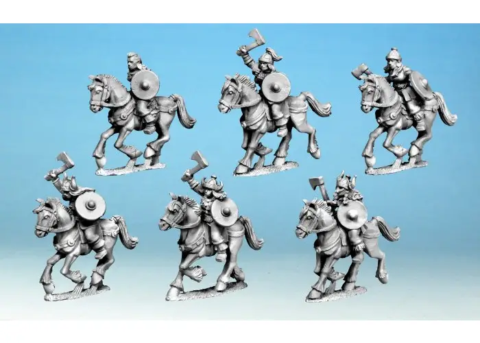 Shieldmaiden Cavalry w/Axes (15mm)